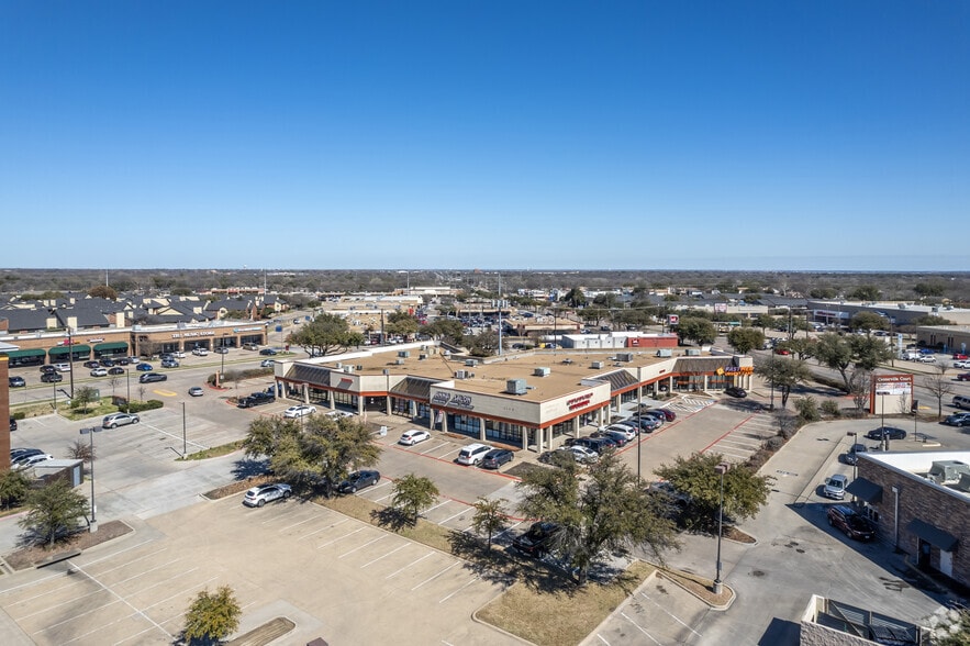 More Photos Of 1015 W Centerville Rd, Garland Unknown For Lease