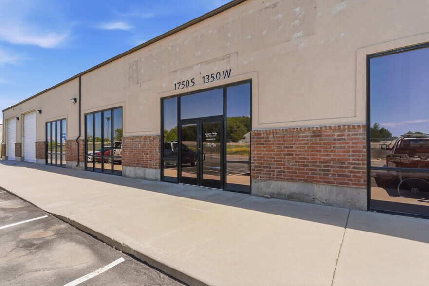 More Photos Of 1750 S 1350 W, West Haven Light Distribution For Lease