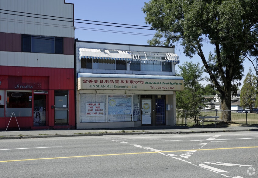 More Photos Of 5371-5381 Victoria Dr, Vancouver Storefront Retail Office For Lease