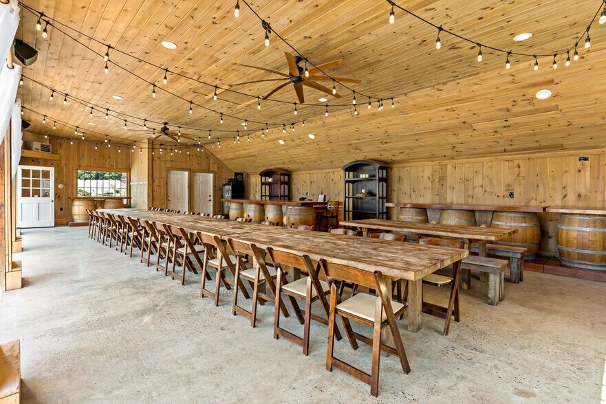 More Photos Of 115 Cow Hill Rd, Clinton Winery Vineyard For Sale