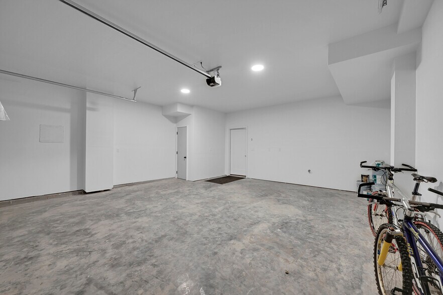 More Photos Of 904 Arcturus Dr, Colorado Springs Apartments For Sale