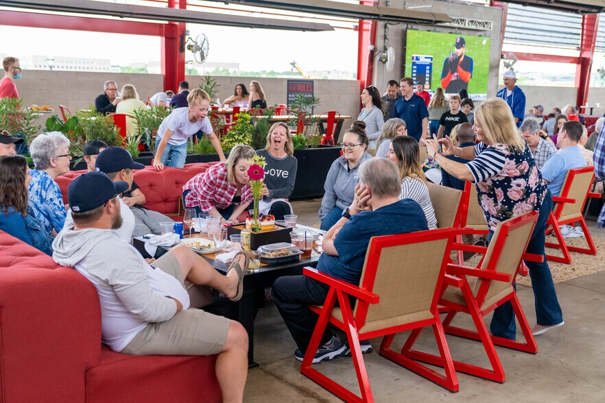 More Photos Of 2980 SH TX-114 Frontage Rd, Trophy Club General Retail For Sale