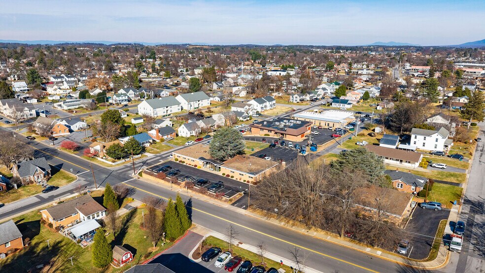 More Photos Of 1305 13th St, Waynesboro Medical For Sale