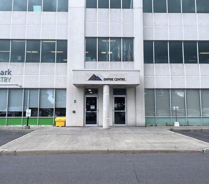 More Photos Of 496 Discovery Ave, Kingston Office For Lease
