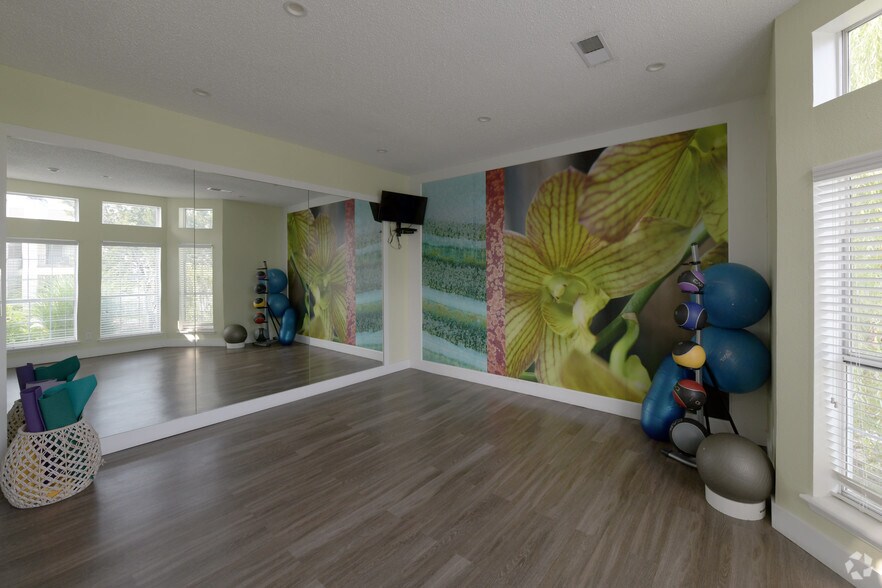 More Photos Of 100 Elena St, Cranston Apartments For Sale