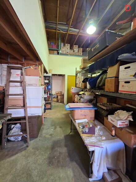 More Photos Of 100 Commerce Way, Sanford Warehouse For Lease