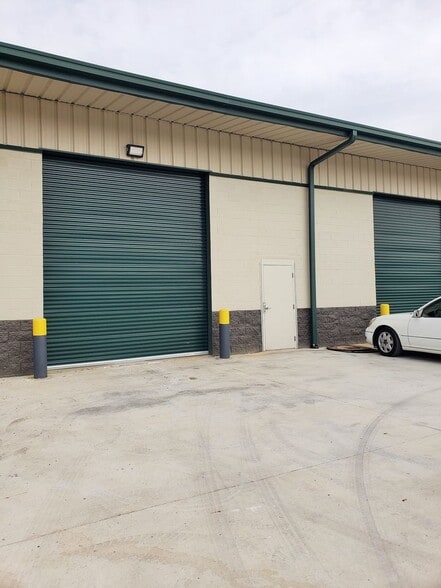 More Photos Of 45 Northcross Ln, Ringgold Industrial For Lease