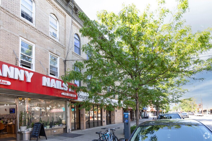 More Photos Of 7210 13th Ave, Brooklyn Medical For Lease