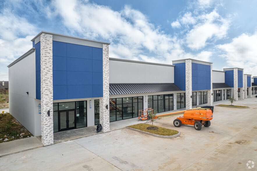 More Photos Of 3100 N. Major Drive, Beaumont Restaurant For Lease