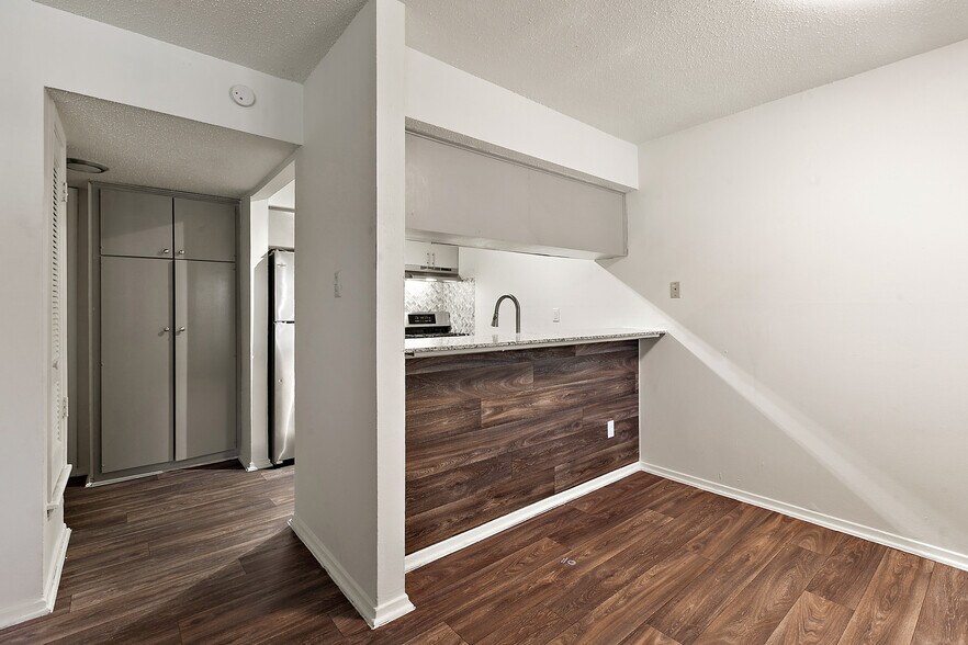 More Photos Of , Austin Multifamily For Sale