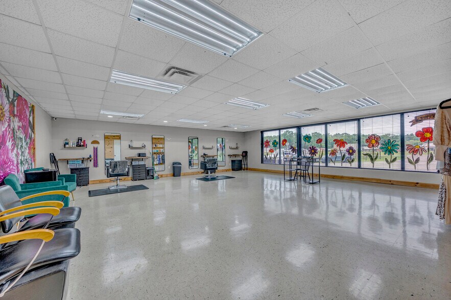 More Photos Of 38178 Us Highway 231, Ashville Freestanding For Sale