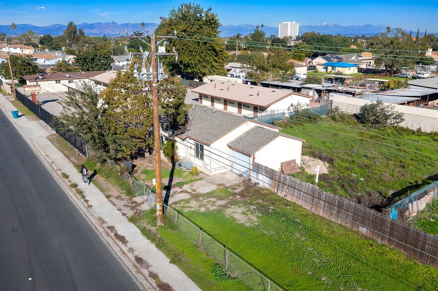 More Photos Of 1230 S Wilmington Ave, Compton Apartments For Sale