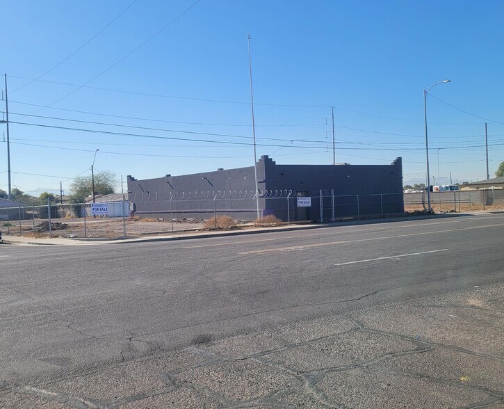 Primary Photo Of 1301 W Grant St, Phoenix Freestanding For Sale