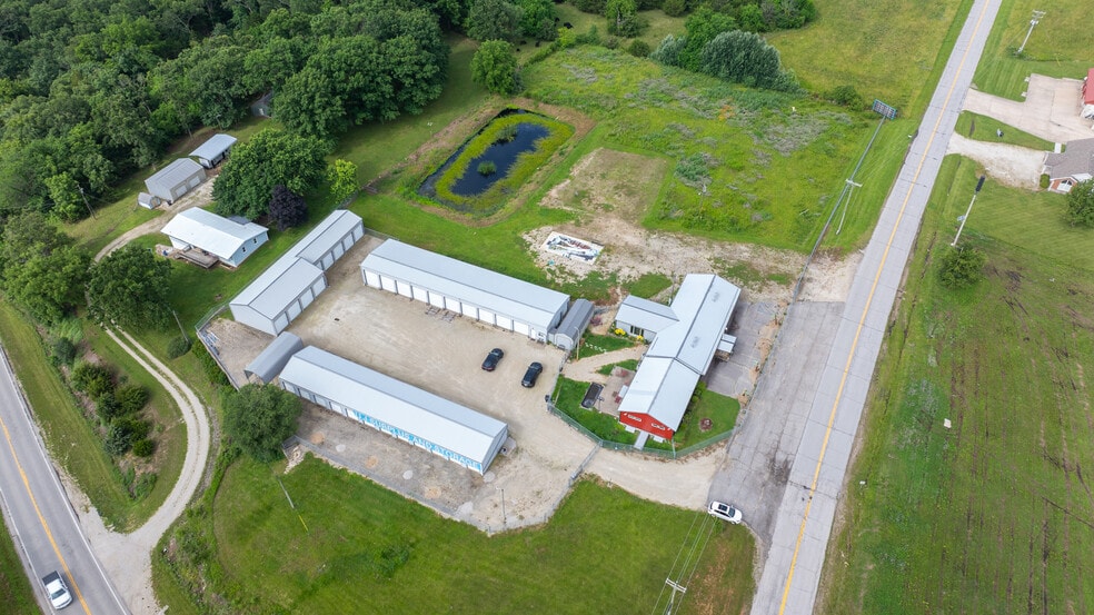 More Photos Of 10501 Old Highway 54, Eugene Self Storage For Sale