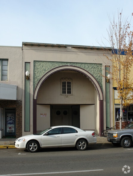 More Photos Of 644 Main St, Lebanon Storefront Retail Office For Sale