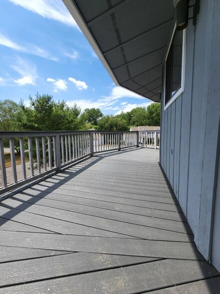 More Photos Of 1006 S Main St, Plantsville Office For Lease