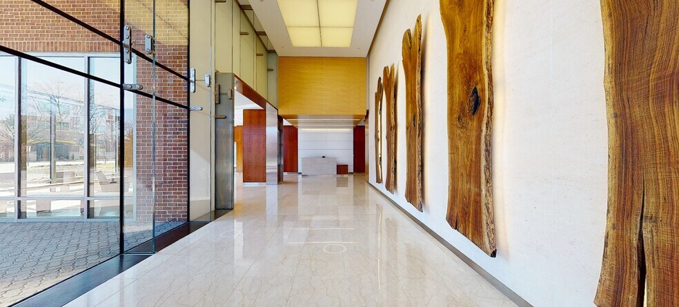 More Photos Of 2111 Wilson Blvd, Arlington Unknown For Lease
