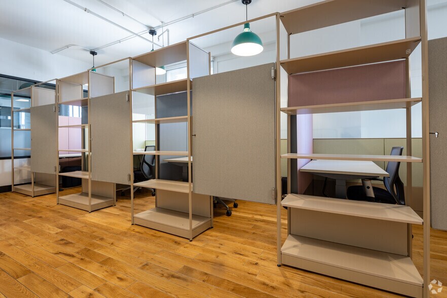 More Photos Of 332 S Michigan Ave, Chicago Coworking Space
