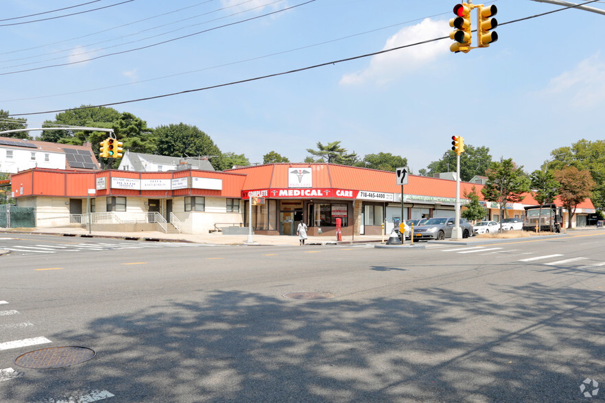 Primary Photo Of 197-01-33 Hillside Ave, Hollis Storefront For Lease