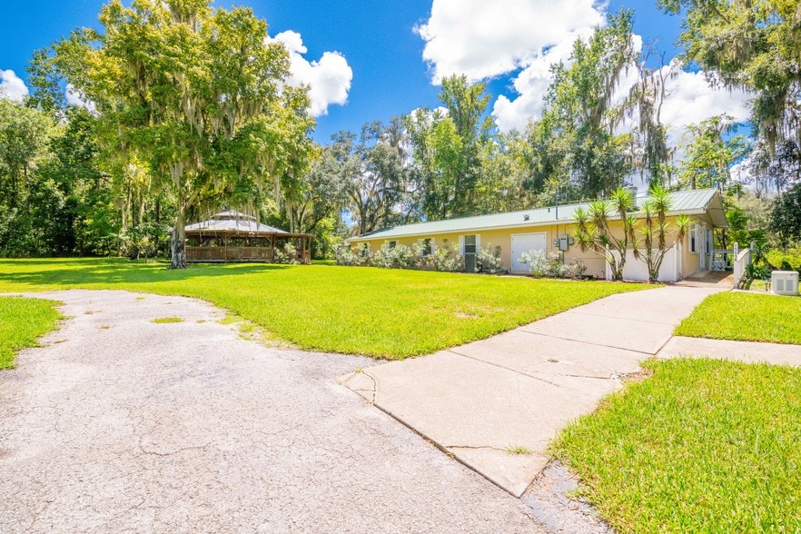 More Photos Of 15458 Snow Memorial Hwy, Brooksville Assisted Living For Sale