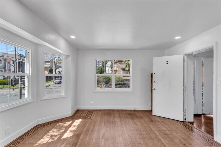 More Photos Of 3300 Harrison St, Oakland Apartments For Sale