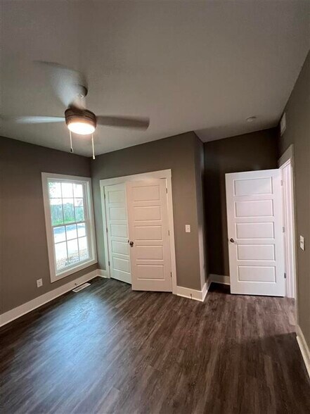 More Photos Of 1327 Park St, Bowling Green Apartments For Sale