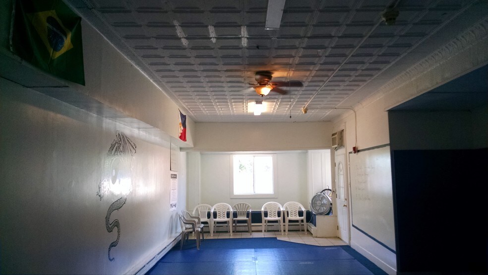 More Photos Of 82 Water St, Torrington Apartments For Lease