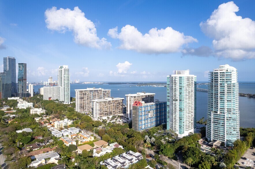 More Photos Of 2101 Brickell Ave, Miami Apartments For Sale