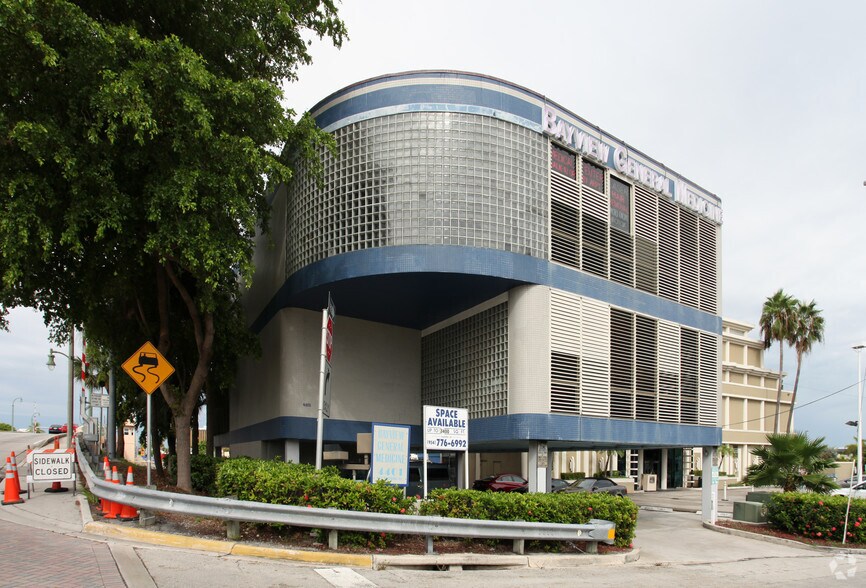 More Photos Of 4401 Tradewinds Ave, Lauderdale-by-the-Sea Medical For Sale