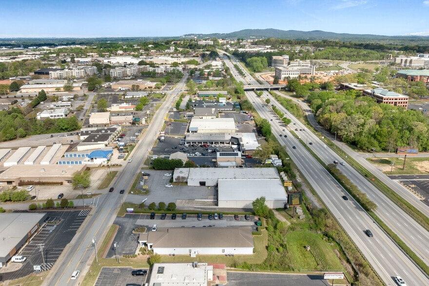 More Photos Of 701 Congaree Rd, Greenville Medical For Lease