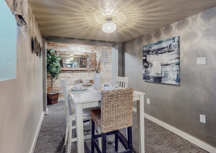 More Photos Of 5717 Edith Btm NW, Albuquerque Office For Sale