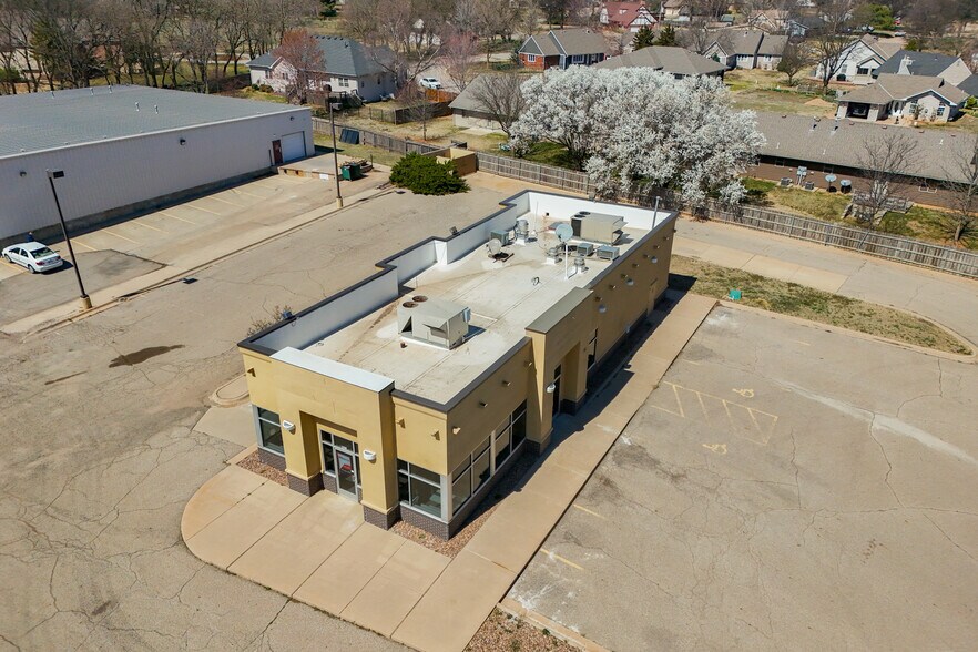 More Photos Of 1403 W 8th St, Wellington Fast Food For Sale