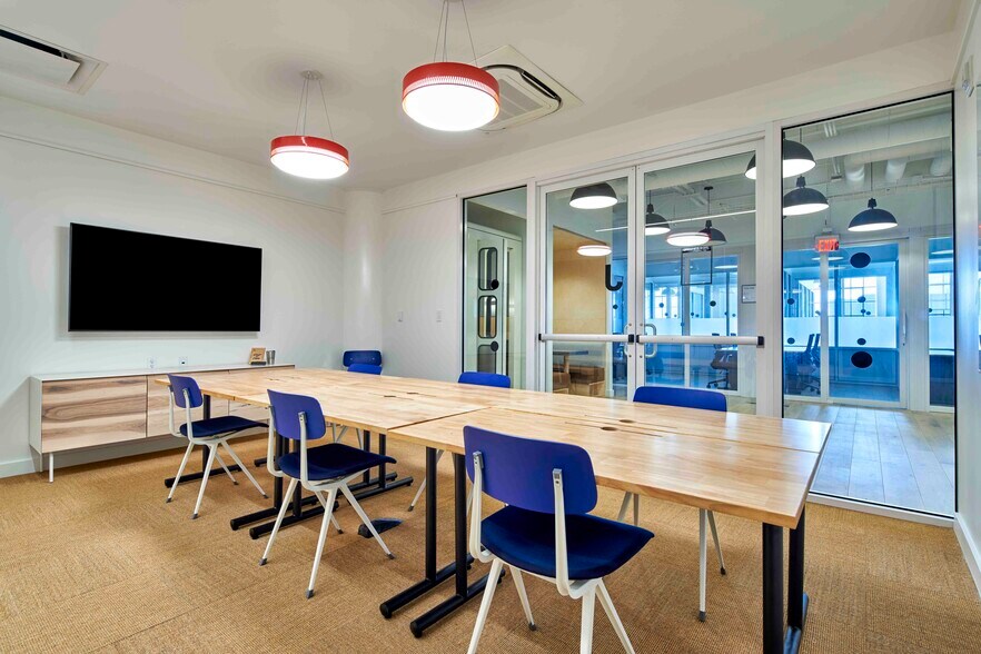 More Photos Of 6001 Cass Ave, Detroit Office For Lease