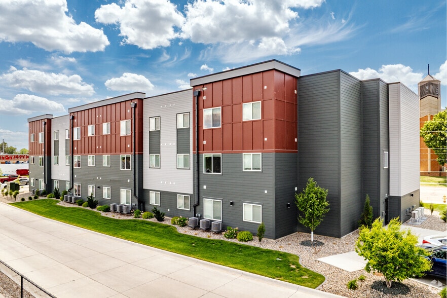 Primary Photo Of 1720 Morningside Ave, Sioux City Apartments For Sale