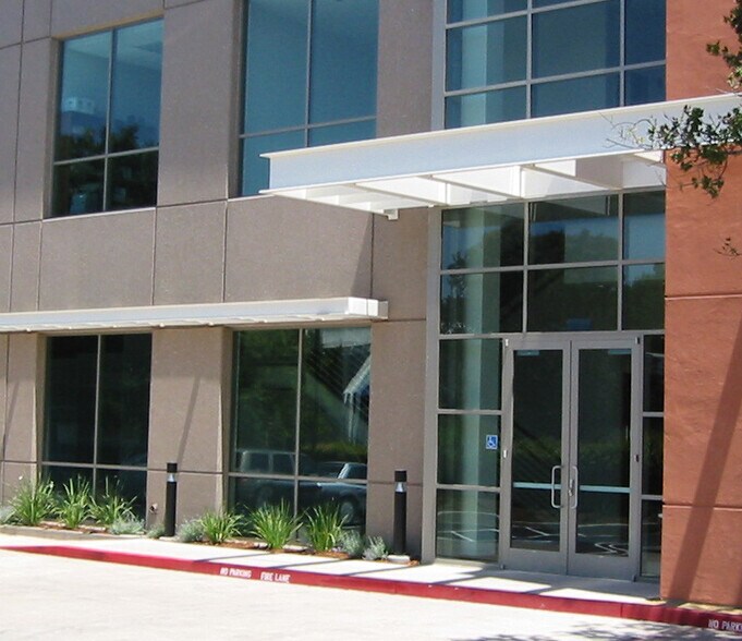 More Photos Of 450-452 Ferguson Dr, Mountain View Office For Sale