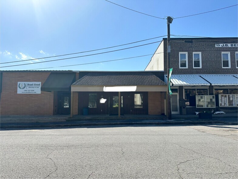 More Photos Of 120 S Charlton St, Woodville Office For Sale