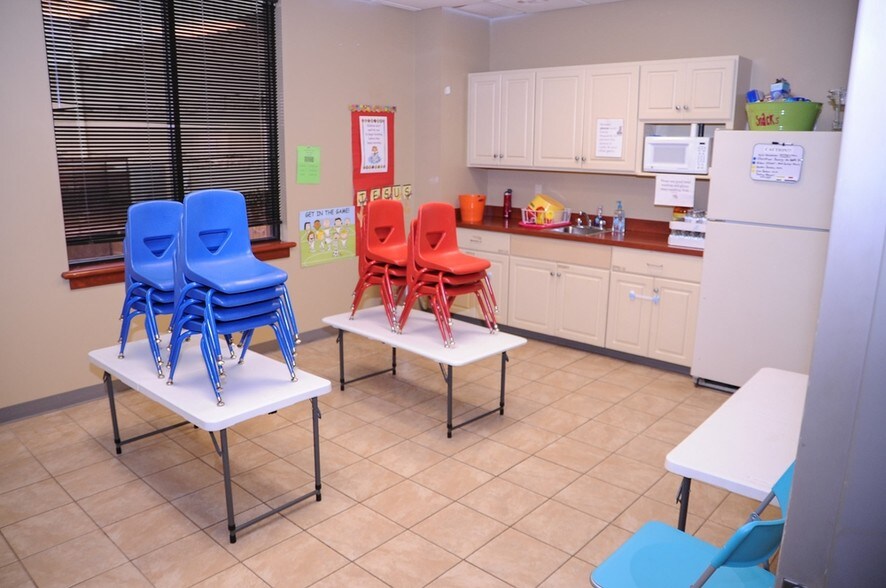 More Photos Of 150 E Fleming Rd, Montgomery Religious Facility For Sale