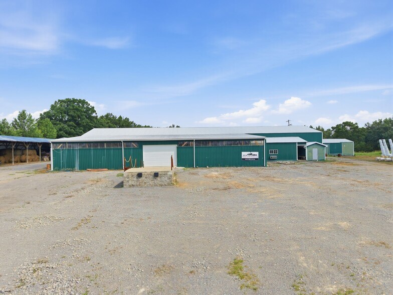 More Photos Of 7624 Liberty Rd, Columbia Manufacturing For Sale