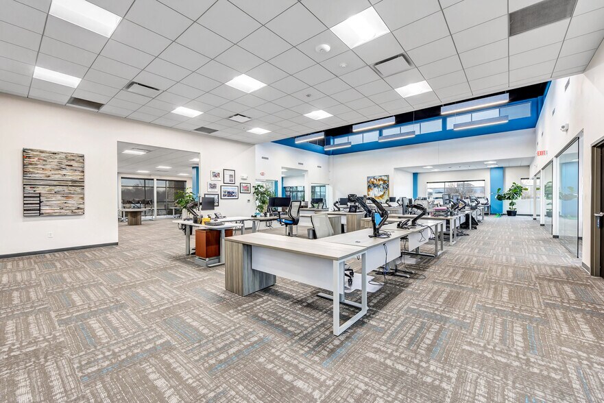 More Photos Of 3450 Packerland Dr, De Pere Medical For Lease