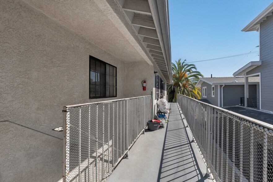 More Photos Of 8807 Canby Ave Ave, Northridge Apartments For Sale