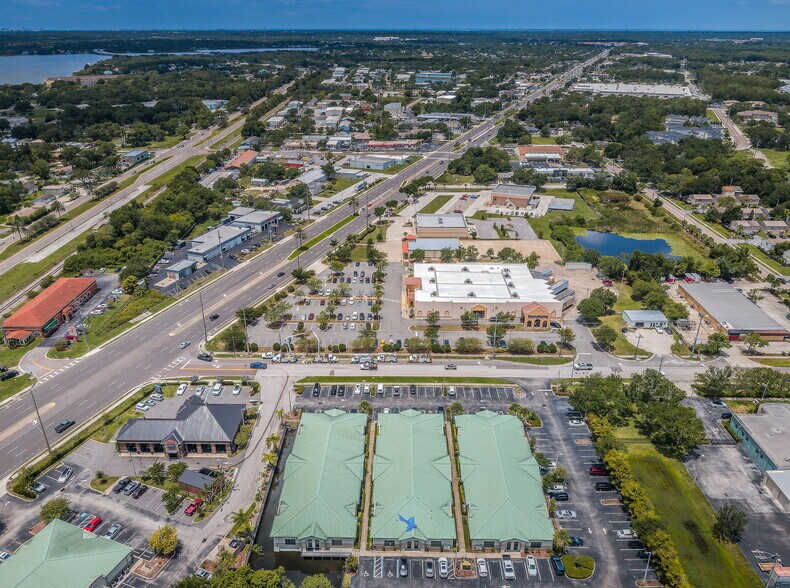 More Photos Of 3937 Tampa Rd, Oldsmar Medical For Lease