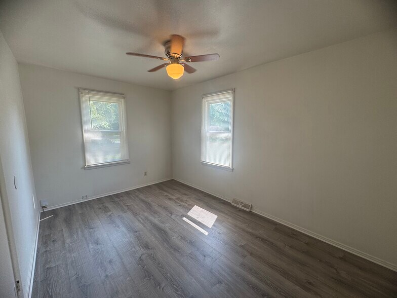 More Photos Of 2816-2828 Mulberry Ln, Saint Charles Apartments For Sale