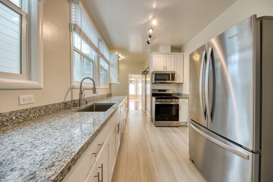 More Photos Of 110 6th Ave, San Francisco Apartments For Sale