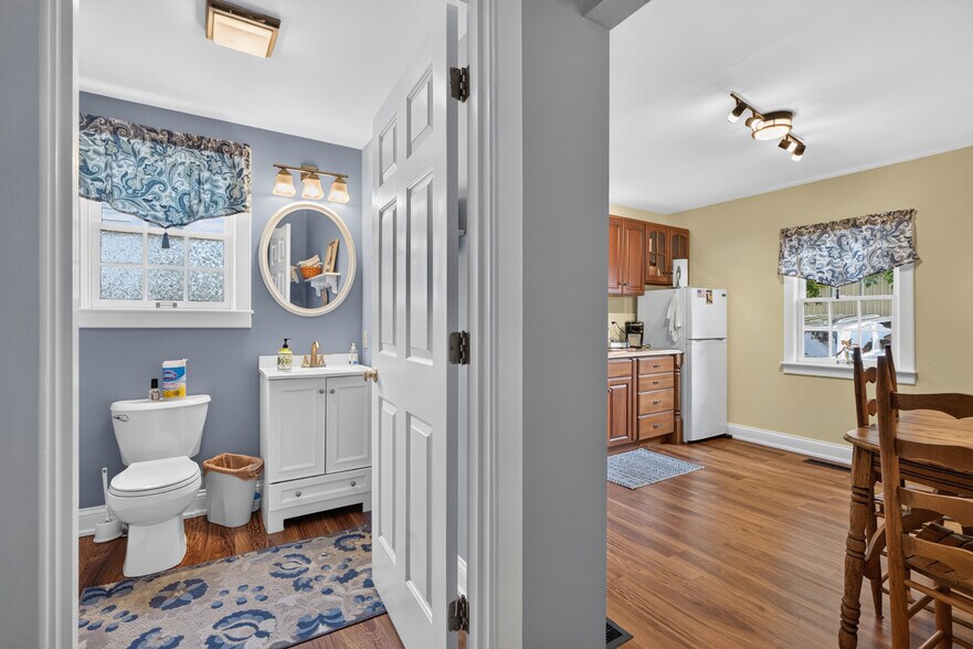 More Photos Of 122 N Locust St, Versailles Office For Sale
