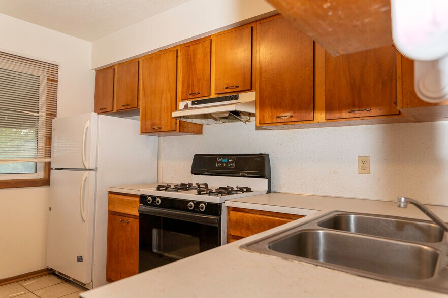More Photos Of 5120 Walnut St, Omaha Apartments For Sale