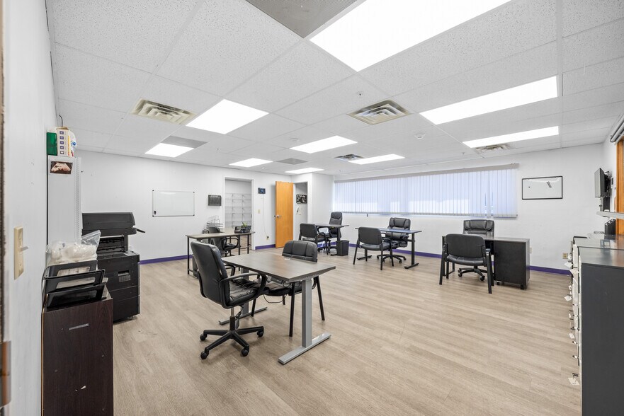 More Photos Of 49 Olive St, Gallipolis Office For Sale