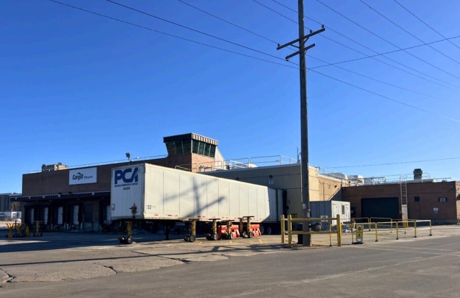 Primary Photo Of 219-231 S Emmber Ln, Milwaukee Food Processing For Sale