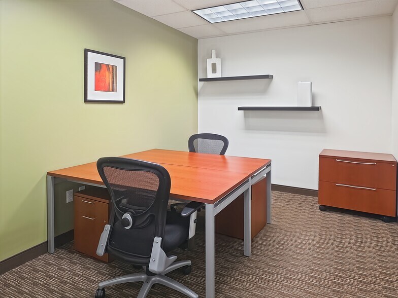 More Photos Of 601 Brickell Key Dr, Miami Coworking Space