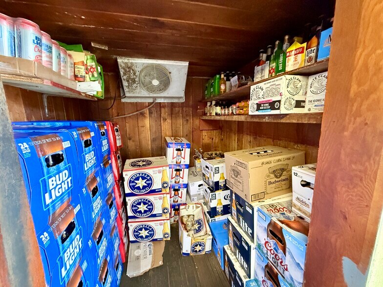 More Photos Of 300-302 300-302 Spring St, Pueblo Storefront Retail Residential For Sale