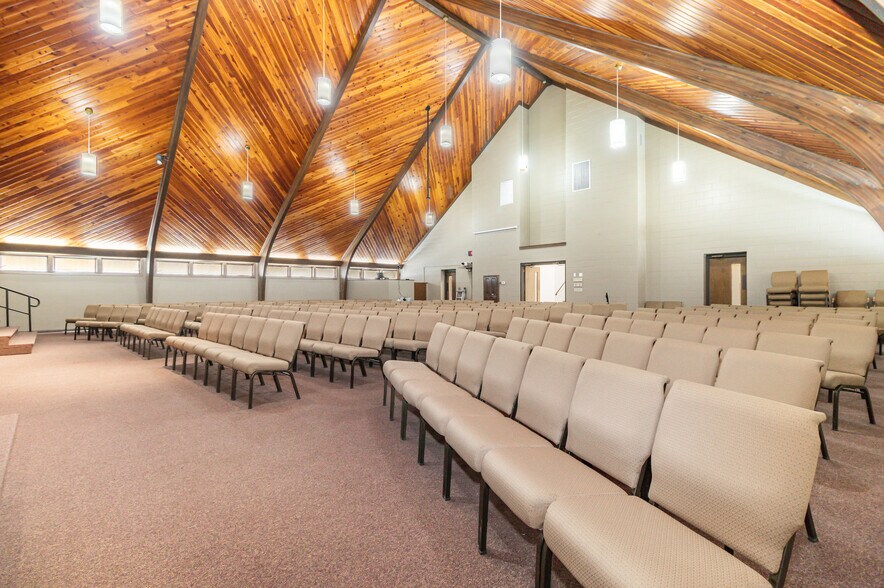More Photos Of 405 Broadway Ave S, Cokato Religious Facility For Sale